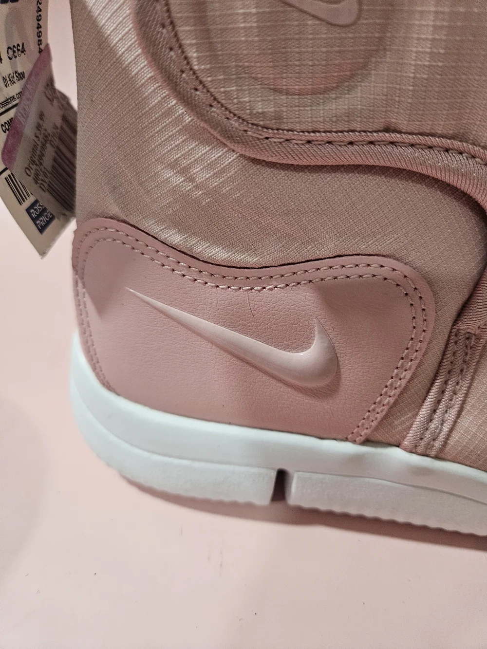 Nike Kids Pink Tan Padded Winter Boots. A Few Marks From Being Stored.  Bin 10.